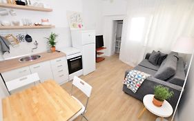 Room & Studio In The Centre