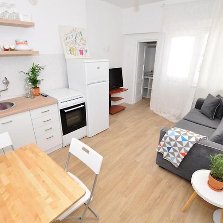 Room & Studio In The Centre Split Extérieur photo