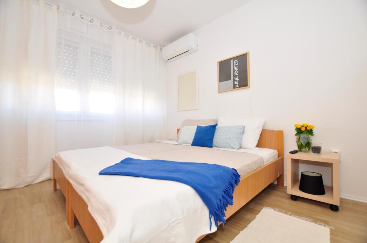 Room & Studio In The Centre Split Extérieur photo